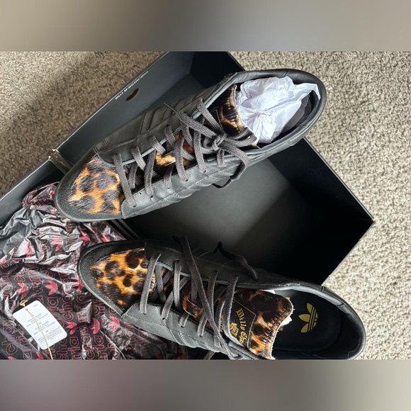 WILLY CHAVARRIA X ADIDAS SNEAKERS